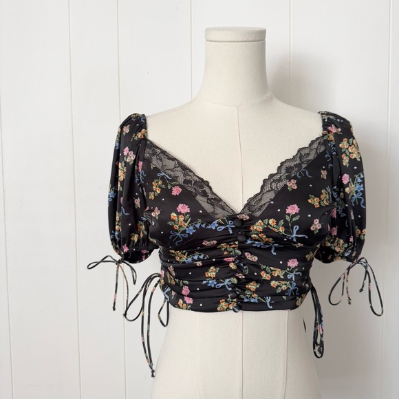 For Love & Lemons August Floral Black Crop Top Small - Picture 10 of 12